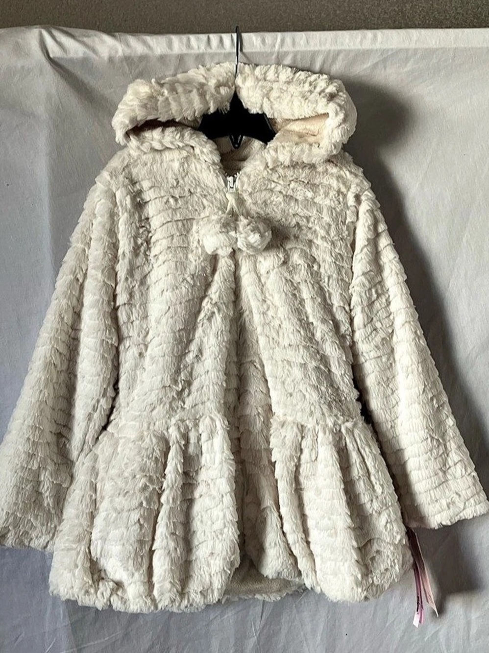 Widgeon Girls Size 6X Faux Fur Hooded Coat NWT